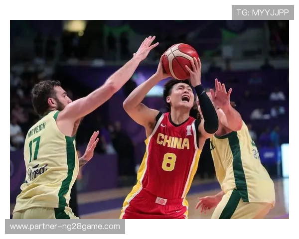 中国男篮逆转取胜晋级亚洲杯四强创历史新高展现团队韧性与青春力量 中国男篮逆转取胜晋级亚洲杯四强创历史新高展现团队韧性与青春力量