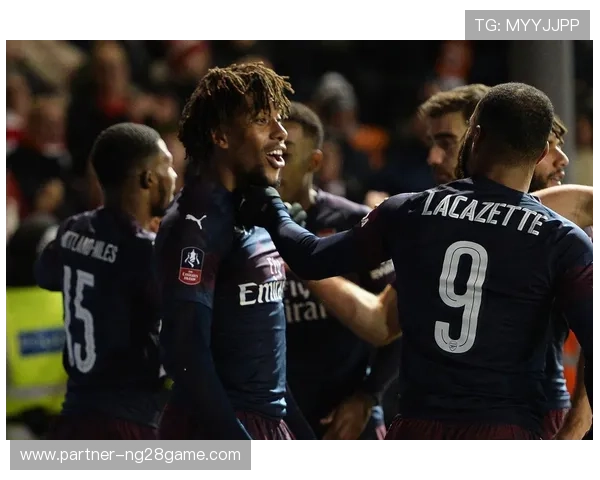 布莱克浦足球俱乐部发展历程与成就回顾分析