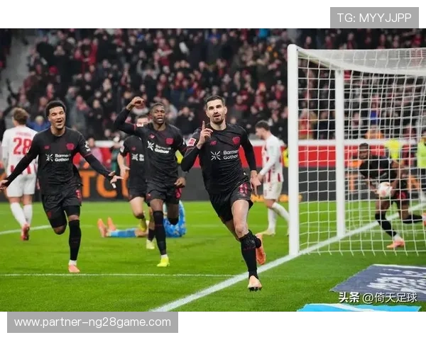 英超争冠进入白热化阶段豪门对决引爆全球球迷热议焦点之战一触即发 英超争冠进入白热化阶段豪门对决引爆全球球迷热议焦点之战一触即发