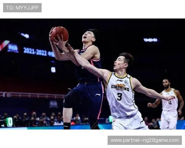 中国篮球联赛激战正酣多队争冠形势引发球迷热议