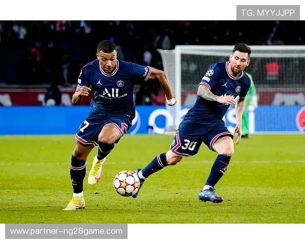 梅西领衔大巴黎逆转胜利 巴黎圣日尔曼继续稳居法甲榜首