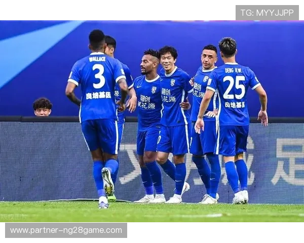 粤超联赛最新积分榜全解析球队排名战绩对比趋势分析